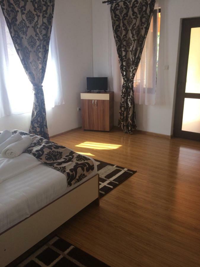 Hotel M Dey Vişeu de Sus Exteriér fotografie